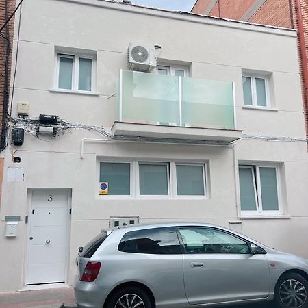 Hostel Oasis Madryt Zewnętrze zdjęcie