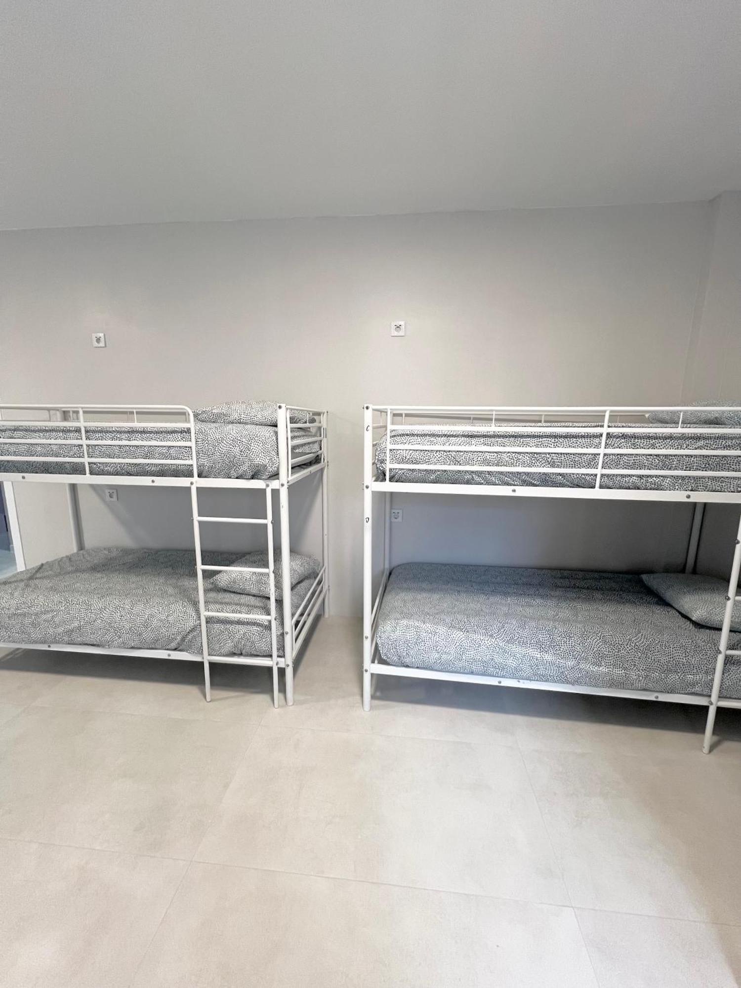 Hostel Oasis Madryt Zewnętrze zdjęcie